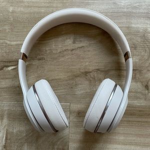 Beats Solo3 Wireless Headphones